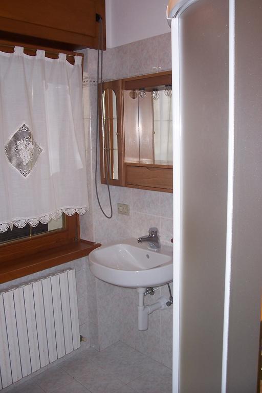 Lozzo Cadore Fabbricato Indipendente Centro 아파트 객실 사진